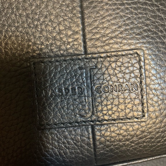 Jasper Conran black leather tote/matching wallet - Picture 5 of 8